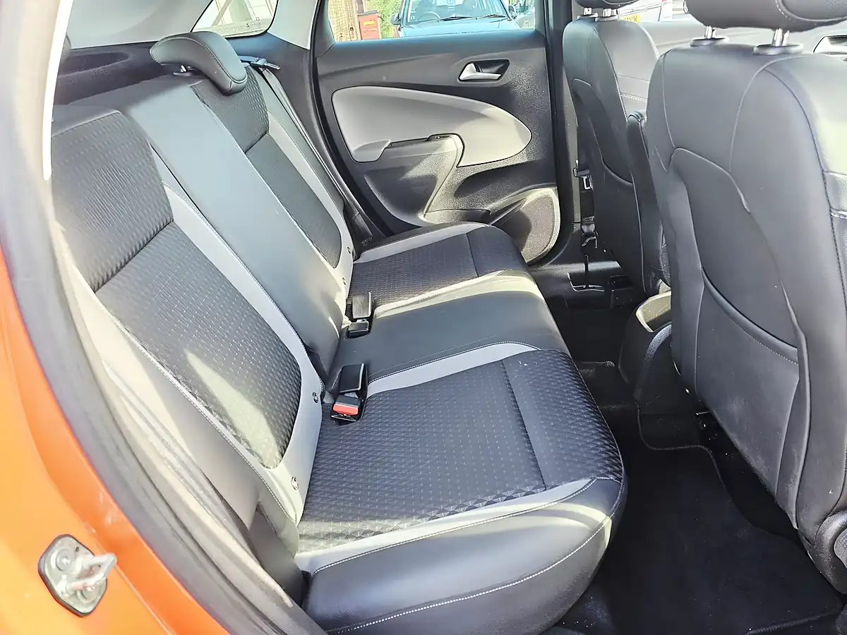 Used 2020 Vauxhall Crossland X Elite Orange - Interior and Exterior details 8