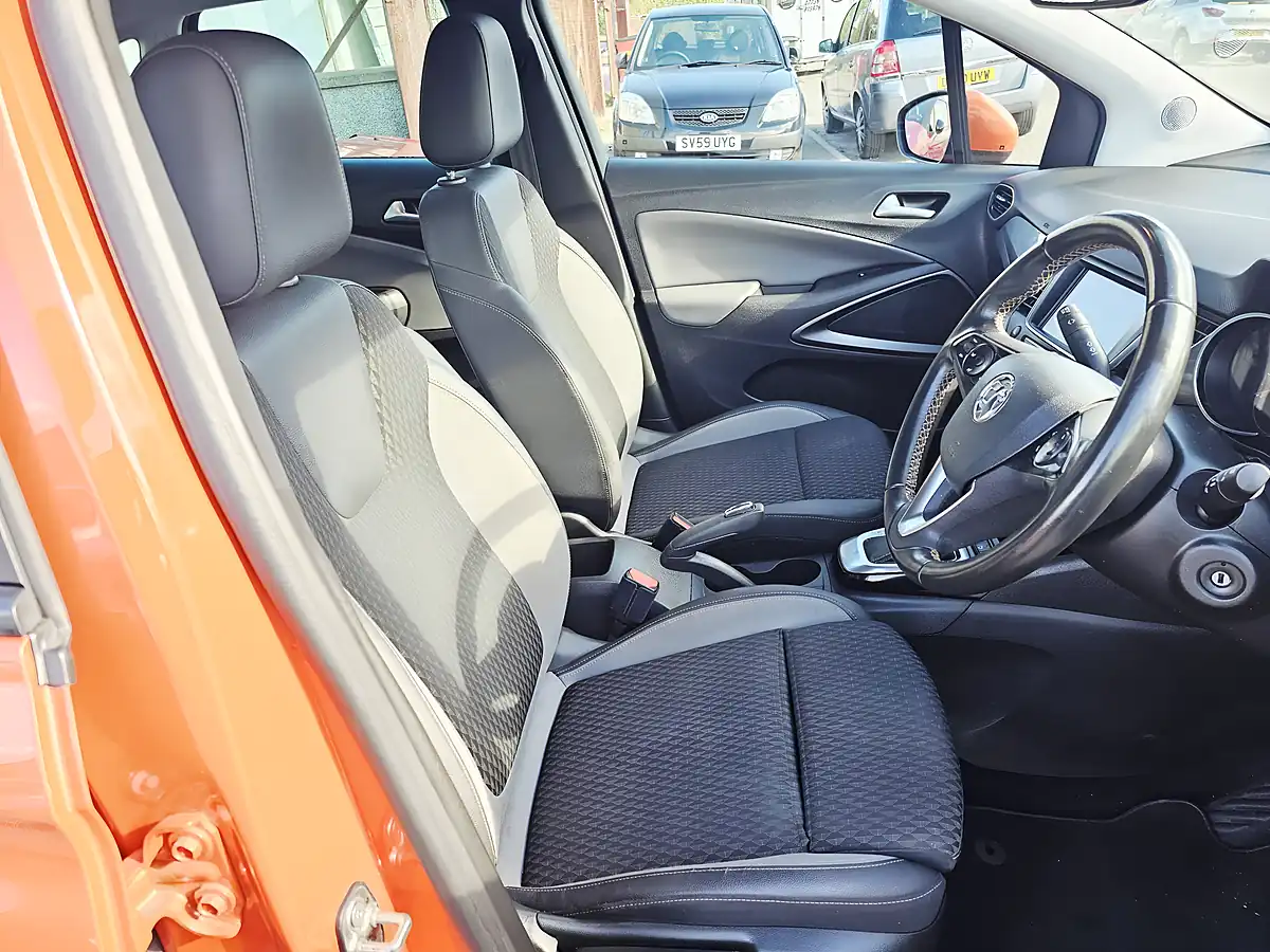 Used 2020 Vauxhall Crossland X Elite Orange - Interior and Exterior details 9
