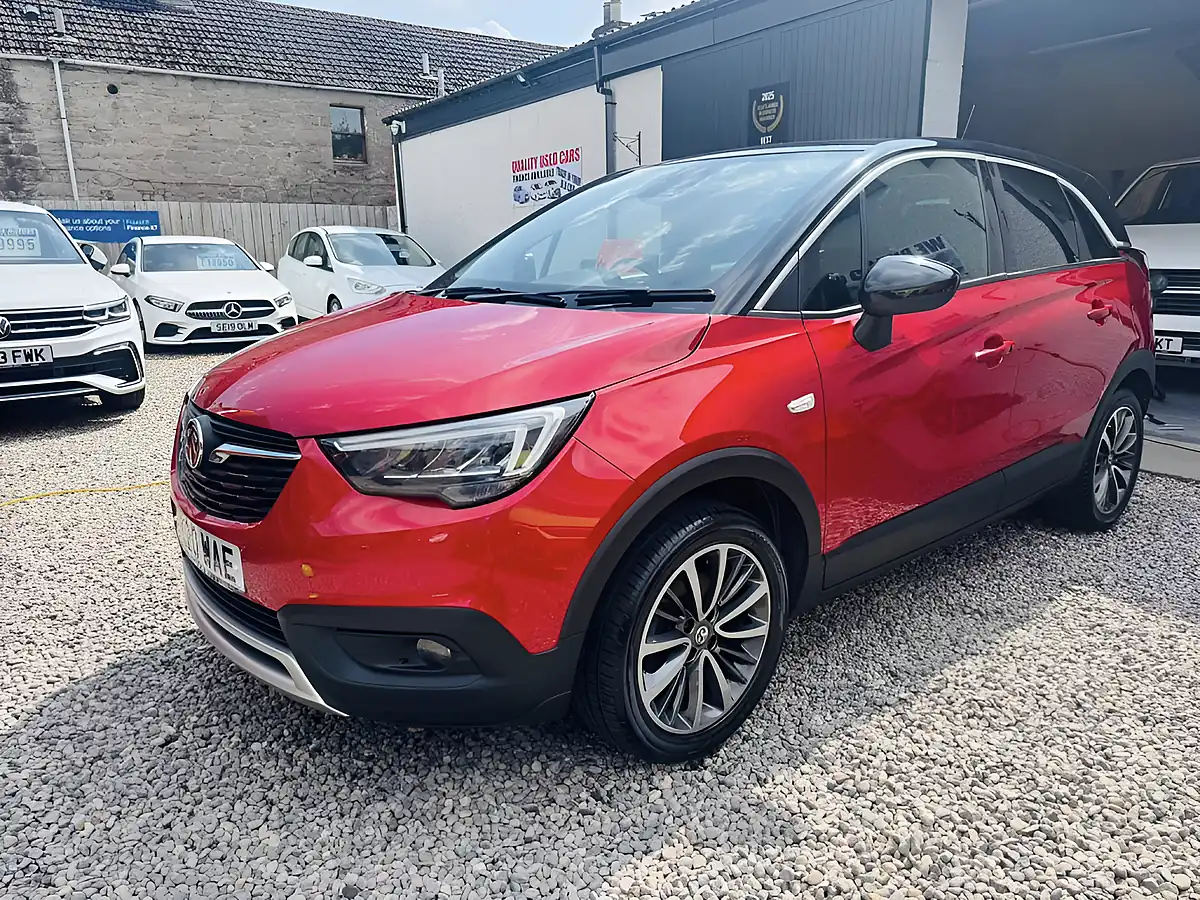 Used 2020 Vauxhall Crossland X Elite Red - Front View
