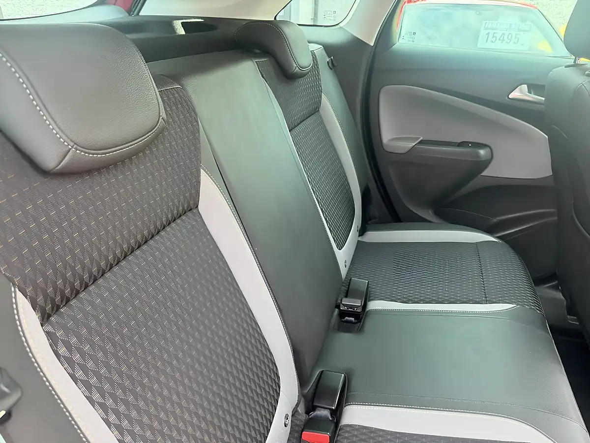 Used 2020 Vauxhall Crossland X Elite Red - Interior and Exterior details 10