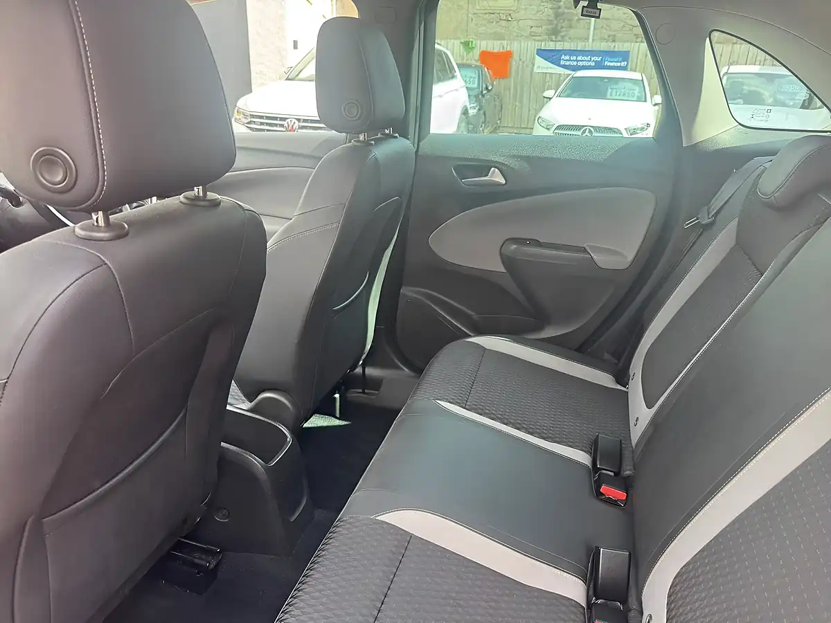 Used 2020 Vauxhall Crossland X Elite Red - Interior and Exterior details 11