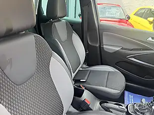 Used 2020 Vauxhall Crossland X Elite Red - Interior and Exterior details 7