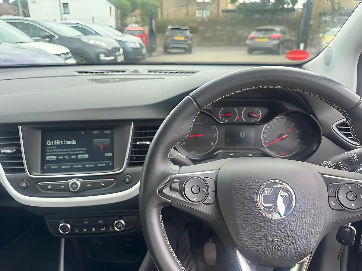 Used 2020 Vauxhall Crossland X Griffin Black - Interior and Exterior details 4