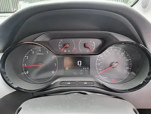 Used 2020 Vauxhall Crossland X Griffin Black - Interior and Exterior details 7