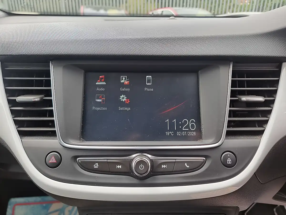 Used 2020 Vauxhall Crossland X Griffin Black - Interior and Exterior details 9