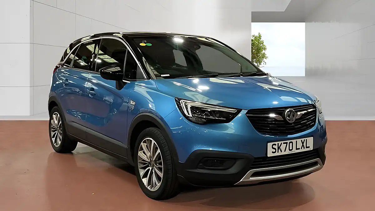 Used 2020 Vauxhall Crossland X Griffin Blue - Front View