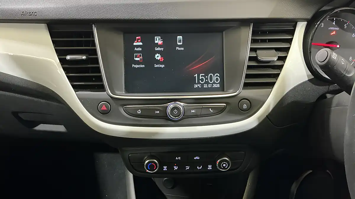 Used 2020 Vauxhall Crossland X Griffin Blue - Interior and Exterior details 11