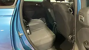 Used 2020 Vauxhall Crossland X Griffin Blue - Interior and Exterior details 8