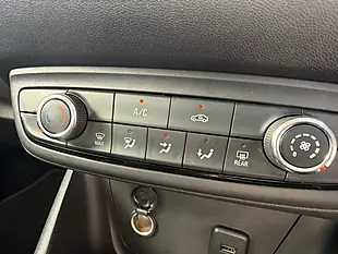 Used 2020 Vauxhall Crossland X Griffin Blue - Interior and Exterior details 12