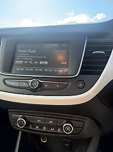Used 2020 Vauxhall Crossland X Griffin Blue - Interior and Exterior details 13