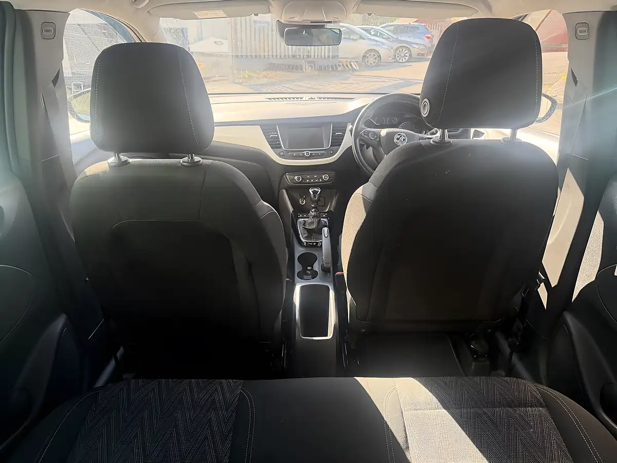 Used 2020 Vauxhall Crossland X Griffin Blue - Interior and Exterior details 17