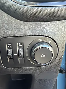Used 2020 Vauxhall Crossland X Griffin Blue - Interior and Exterior details 18