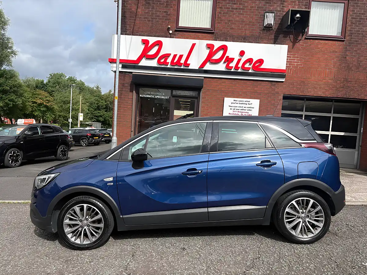 Used 2020 Vauxhall Crossland X Griffin Blue - Interior and Exterior details 5