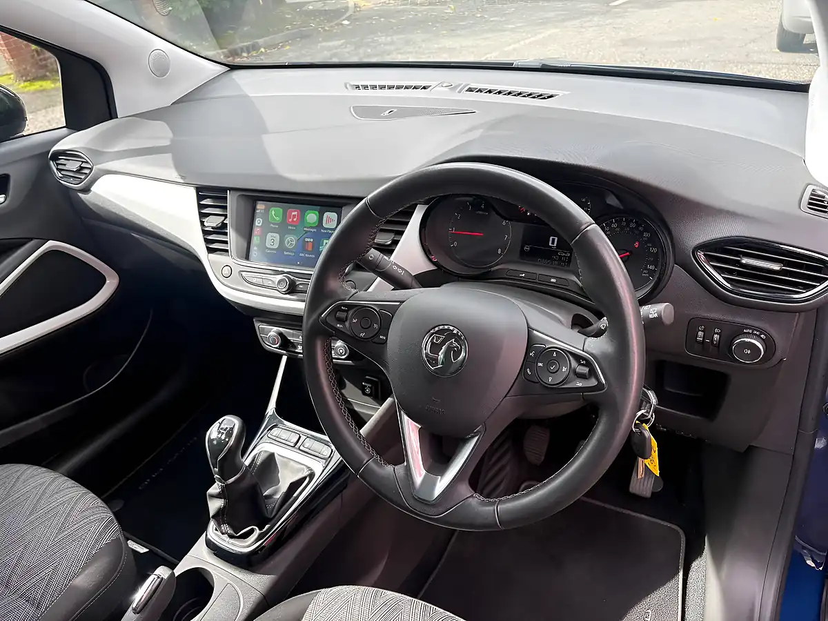 Used 2020 Vauxhall Crossland X Griffin Blue - Interior and Exterior details 8