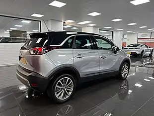 Used 2020 Vauxhall Crossland X Griffin Grey - Interior and Exterior details 2