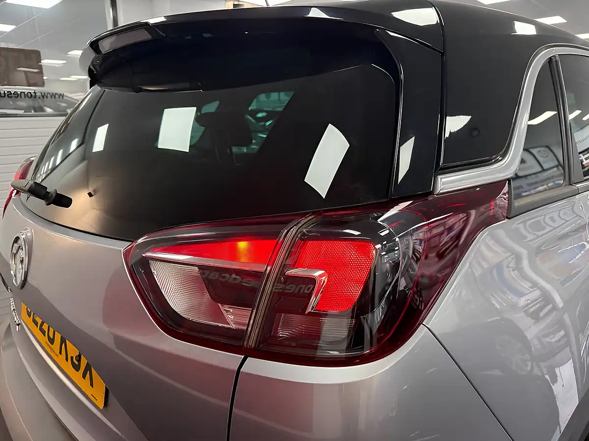 Used 2020 Vauxhall Crossland X Griffin Grey - Interior and Exterior details 7