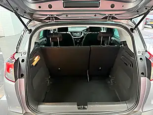 Used 2020 Vauxhall Crossland X Griffin Grey - Interior and Exterior details 9