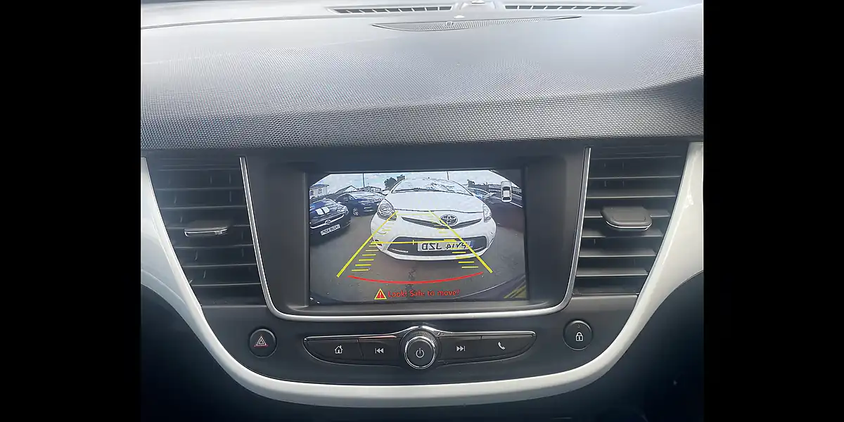 Used 2020 Vauxhall Crossland X Griffin Grey - Interior and Exterior details 12