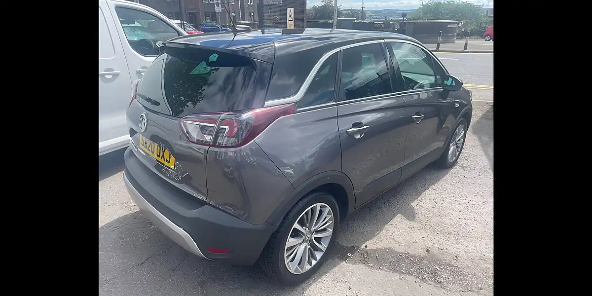 Used 2020 Vauxhall Crossland X Griffin Grey - Interior and Exterior details 4
