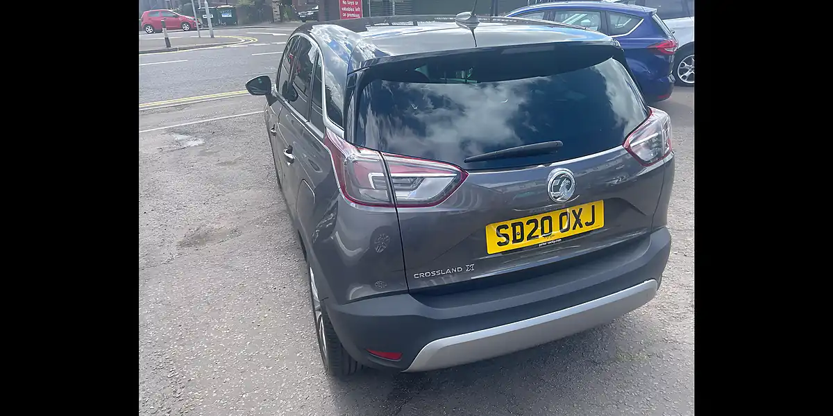 Used 2020 Vauxhall Crossland X Griffin Grey - Interior and Exterior details 6