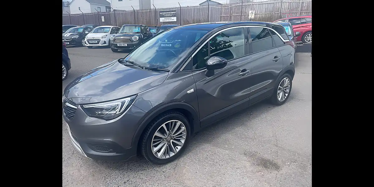 Used 2020 Vauxhall Crossland X Griffin Grey - Interior and Exterior details 7