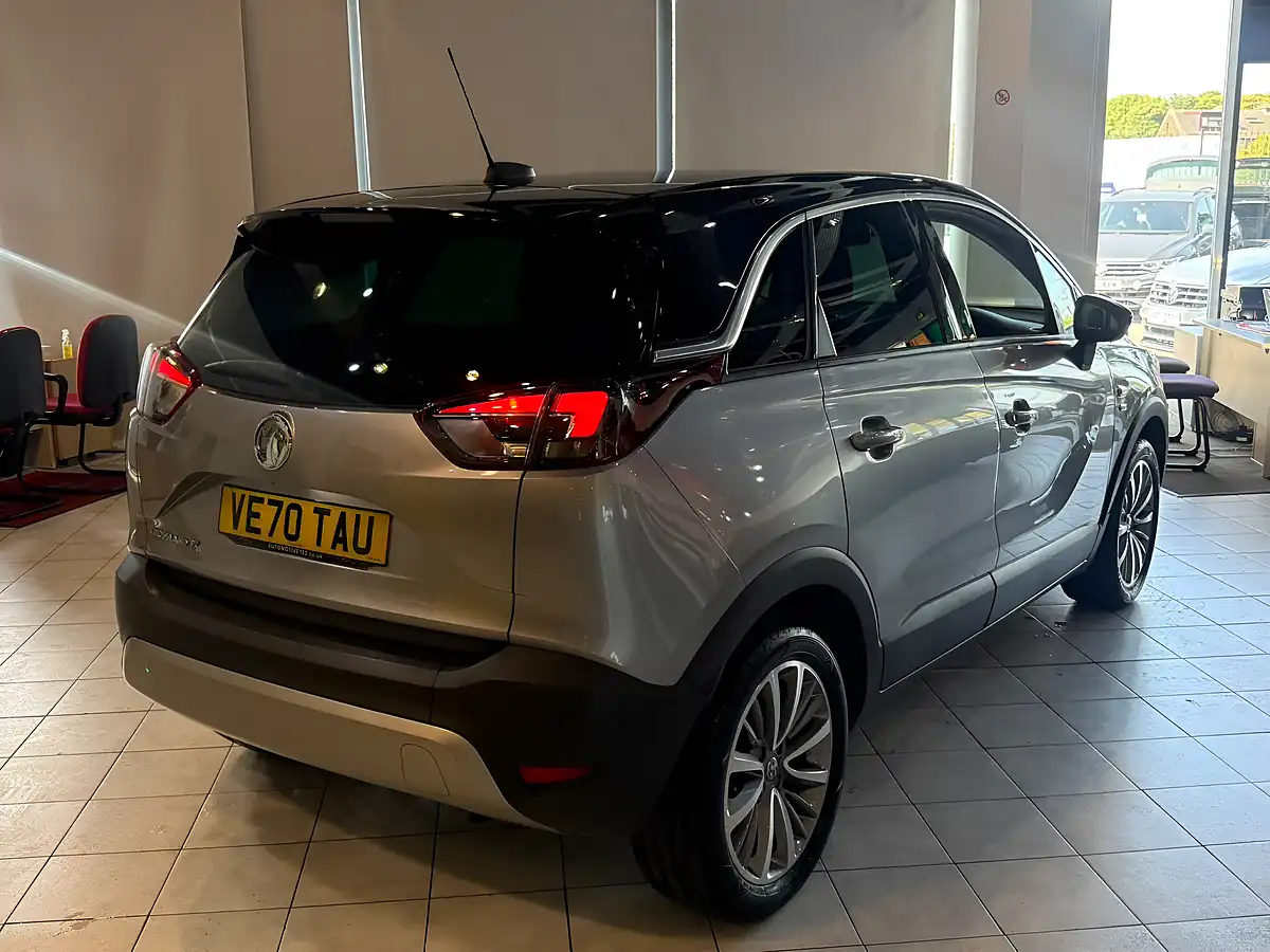 Used 2020 Vauxhall Crossland X Griffin Grey - Interior and Exterior details 12