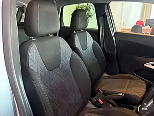 Used 2020 Vauxhall Crossland X Griffin Grey - Interior and Exterior details 15