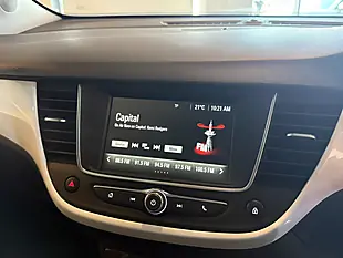 Used 2020 Vauxhall Crossland X Griffin Grey - Interior and Exterior details 16