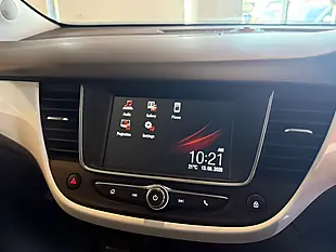 Used 2020 Vauxhall Crossland X Griffin Grey - Interior and Exterior details 17