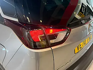 Used 2020 Vauxhall Crossland X Griffin Grey - Interior and Exterior details 9