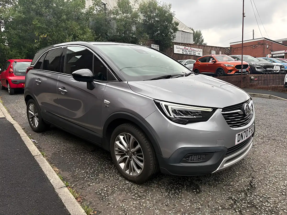 Used 2020 Vauxhall Crossland X Griffin Grey - Front View