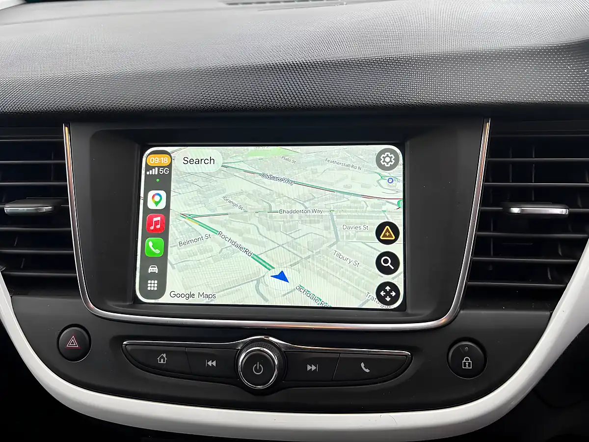 Used 2020 Vauxhall Crossland X Griffin Grey - Interior and Exterior details 17