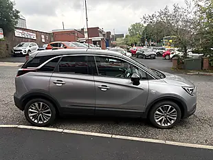 Used 2020 Vauxhall Crossland X Griffin Grey - Interior and Exterior details 2