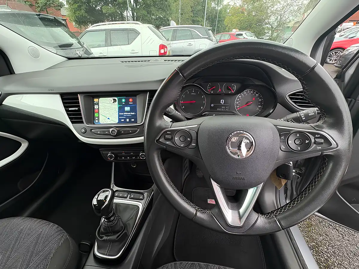 Used 2020 Vauxhall Crossland X Griffin Grey - Interior and Exterior details 20