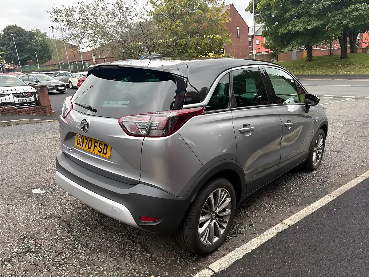 Used 2020 Vauxhall Crossland X Griffin Grey - Interior and Exterior details 3