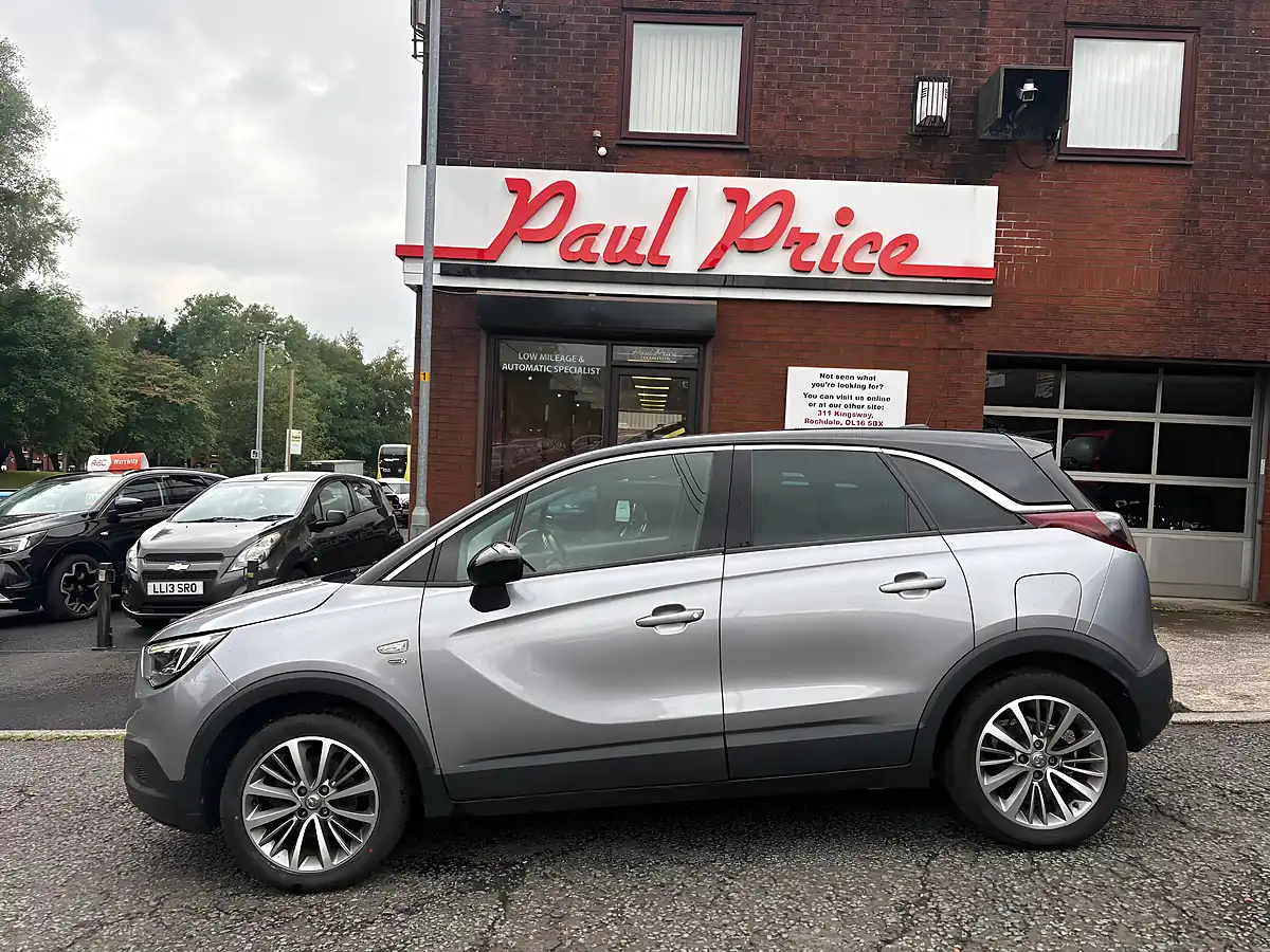 Used 2020 Vauxhall Crossland X Griffin Grey - Interior and Exterior details 6