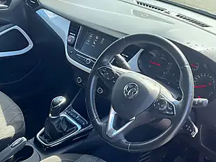 Used 2020 Vauxhall Crossland X Griffin Grey - Interior and Exterior details 5