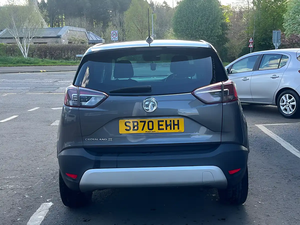 Used 2020 Vauxhall Crossland X Griffin Grey - Interior and Exterior details 9