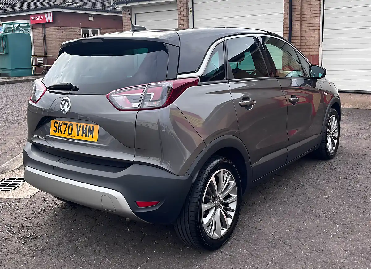 Used 2020 Vauxhall Crossland X Griffin Grey - Interior and Exterior details 6