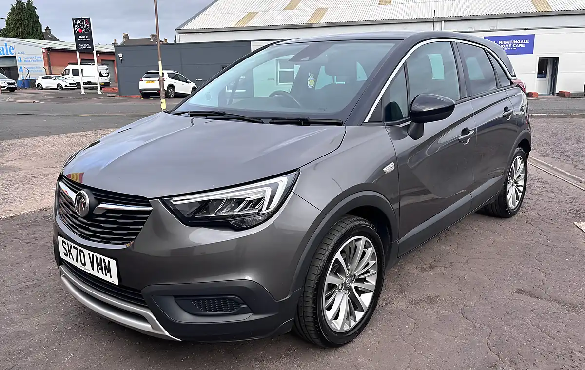 Used 2020 Vauxhall Crossland X Griffin Grey - Interior and Exterior details 7