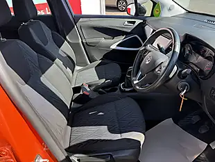 Used 2020 Vauxhall Crossland X Griffin Orange - Interior and Exterior details 15