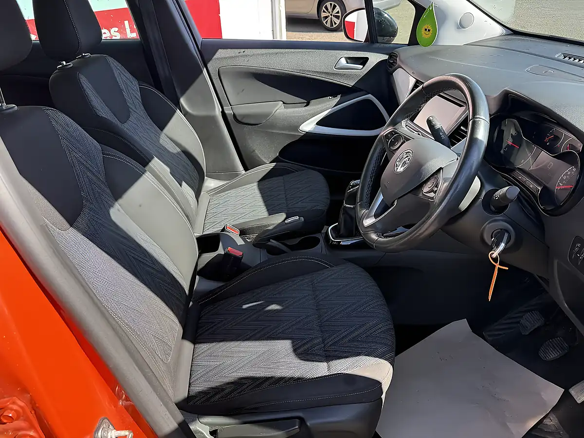 Used 2020 Vauxhall Crossland X Griffin Orange - Interior and Exterior details 15
