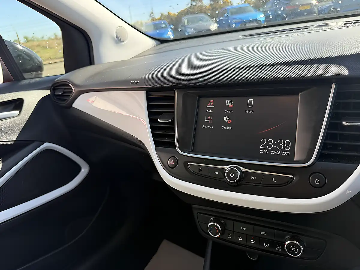 Used 2020 Vauxhall Crossland X Griffin Orange - Interior and Exterior details 18