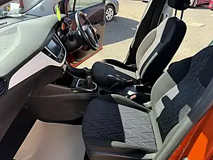 Used 2020 Vauxhall Crossland X Griffin Orange - Interior and Exterior details 8
