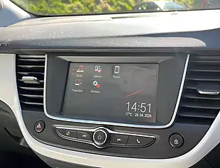 Used 2020 Vauxhall Crossland X Griffin Persian Blue - Interior and Exterior details 13