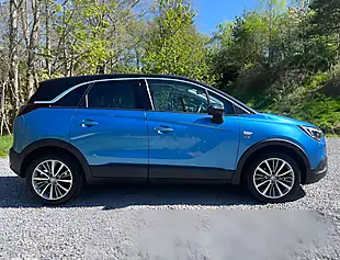 Used 2020 Vauxhall Crossland X Griffin Persian Blue - Interior and Exterior details 2