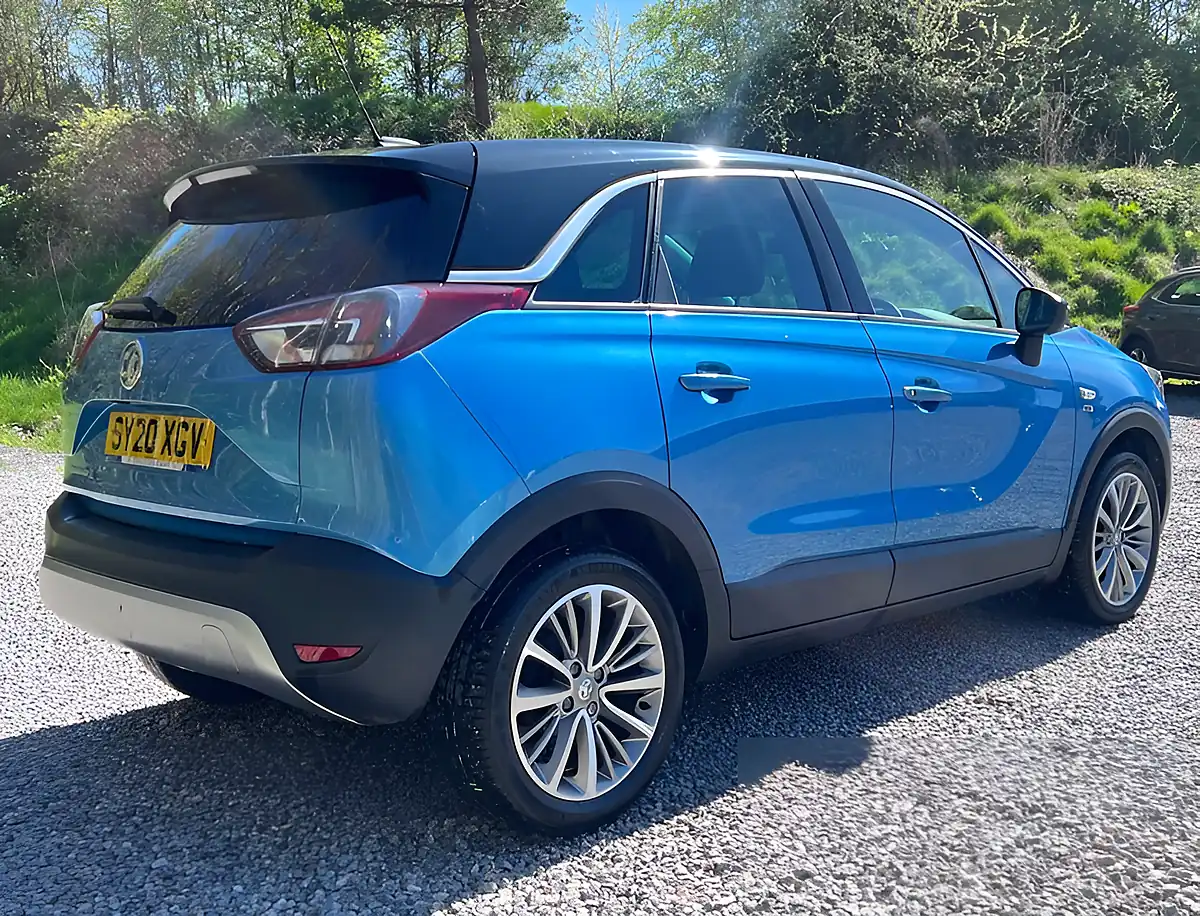 Used 2020 Vauxhall Crossland X Griffin Persian Blue - Interior and Exterior details 3