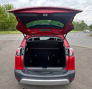 Used 2020 Vauxhall Crossland X Griffin Red - Interior and Exterior details 11