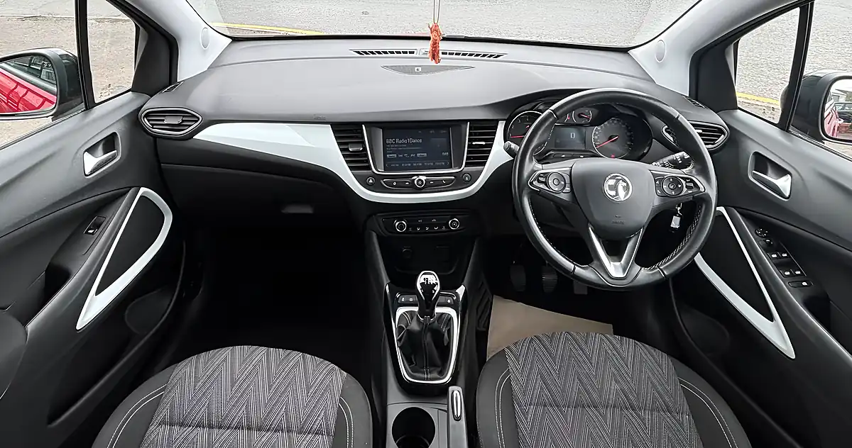 Used 2020 Vauxhall Crossland X Griffin Red - Interior and Exterior details 16