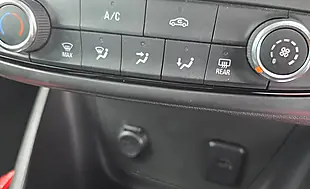 Used 2020 Vauxhall Crossland X Griffin Shiraz Red Metallic - Interior and Exterior details 18